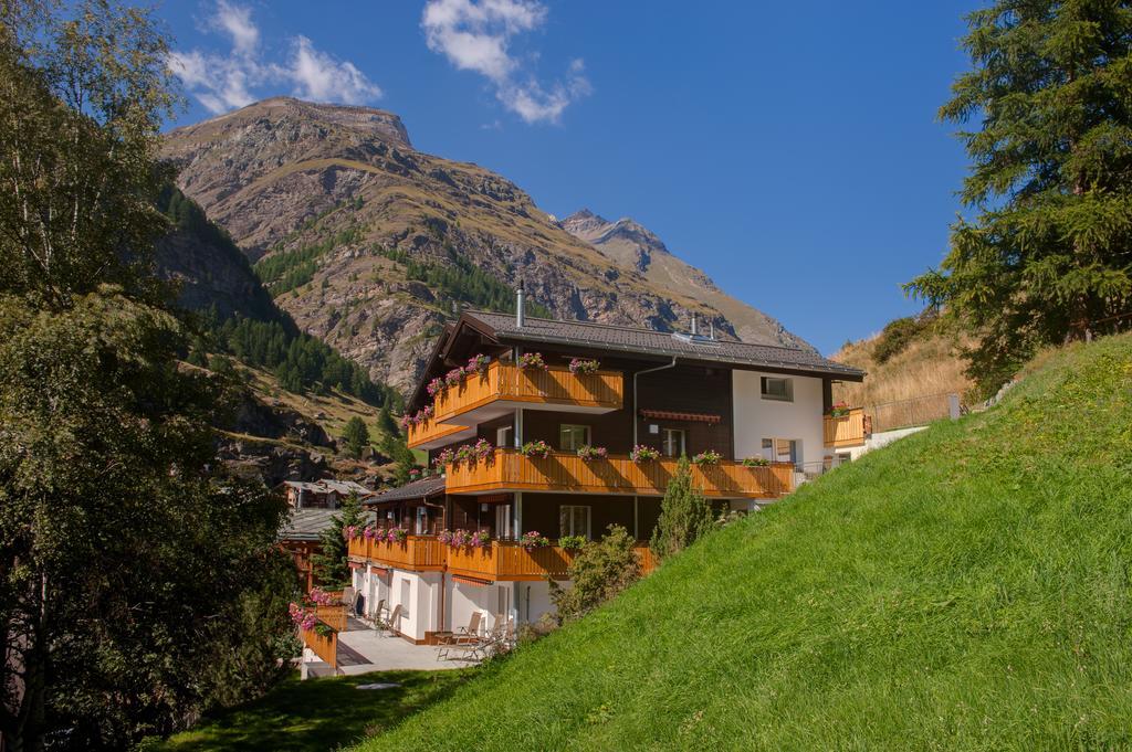 Apartments Styria Zermatt Bagian luar foto