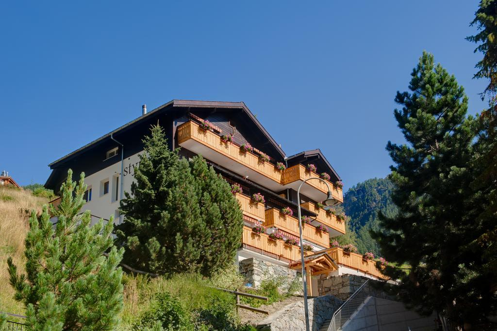 Apartments Styria Zermatt Bagian luar foto